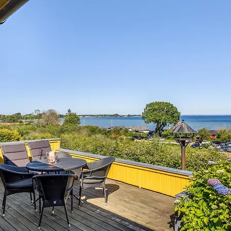 Ephra - 150m From The Sea By Interhome *